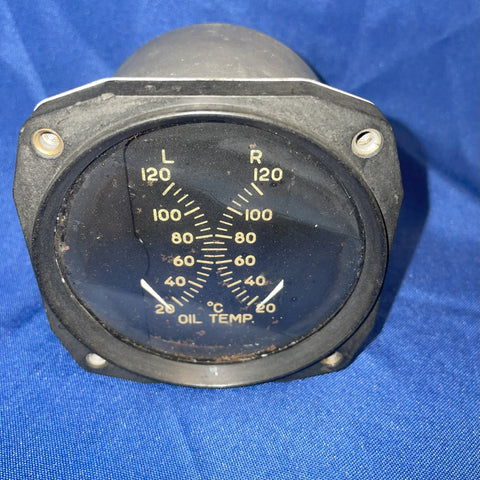Oil Temperature Indicator, Dual Engine, Type A-24 US Army Air Corps WWII