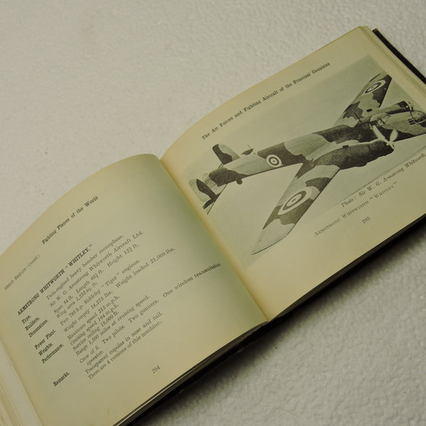 Fighting Planes of the World, von Talbot-Booth, Sargent, 2. Auflage, 1940