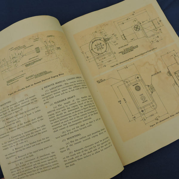 Betriebs- und Wartungsanweisungen für das Gyro Flux Gate Compass System 1944