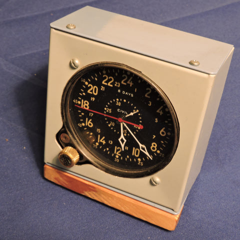Aircraft Clock, 8-day Civil Date Indicator Aeronaval (CDIA) WWII