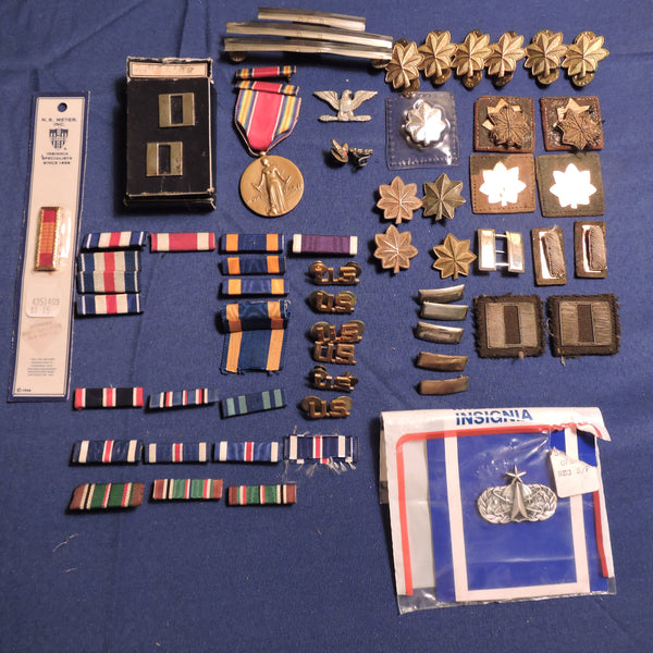 US Air Force Medal Ribbons Badges Insignia (Lot of 50+ Items)