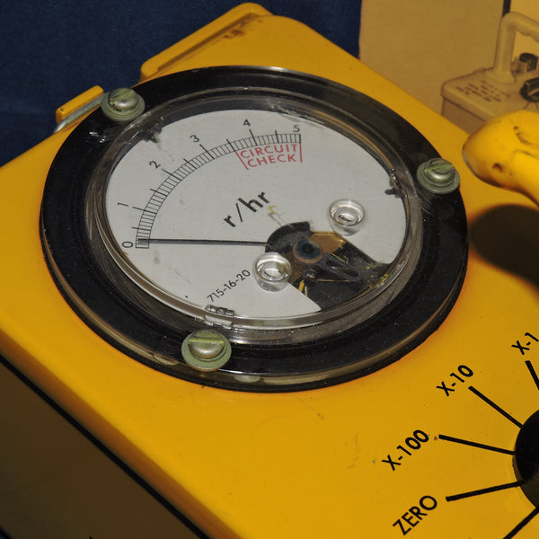 Messgerät für radiologische Untersuchungen (Geigerzähler) CDV-715 Modell 1A