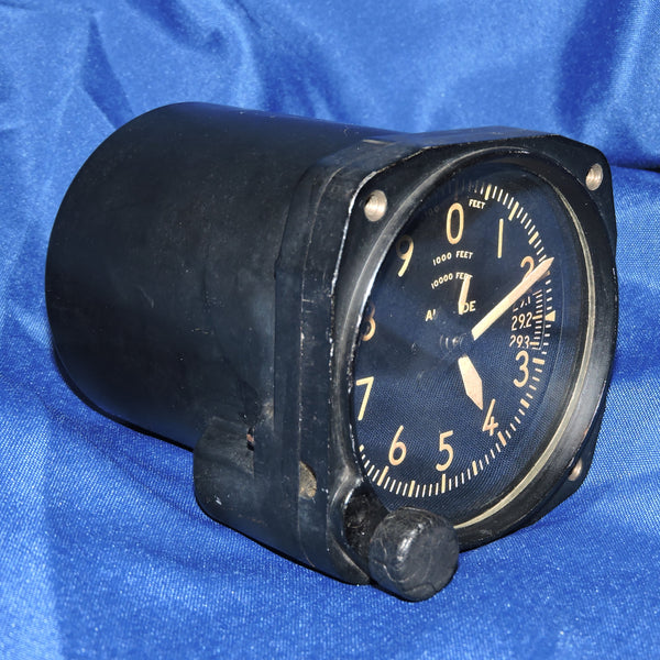 Altimeter, Sensitive, Type C-14, 50,000 ft, US Navy WWII