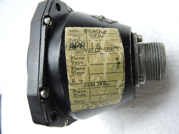 Torque Pressure Indicator, Dual Engine, Bendix 21002-37A-16-A1