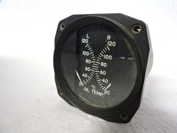 Oil Temperature Indicator, Dual Engine, Type A-24 US Army Air Corps WWII