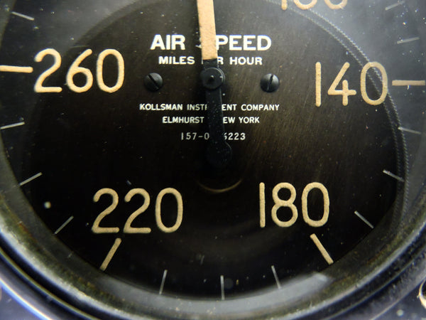 Airspeed Indicator, 300 MPH Kollsman 157-09-6223