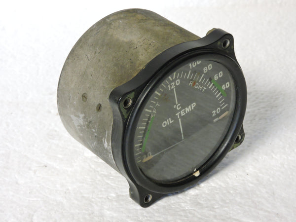 Oil Temperature Indicator, Dual Engine, Type A-24 US Army Air Corps WWII