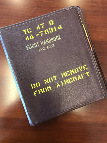 Flughandbuch (T)C-47D Skytrain, Original im Binder, Mai 1955 US Air Force