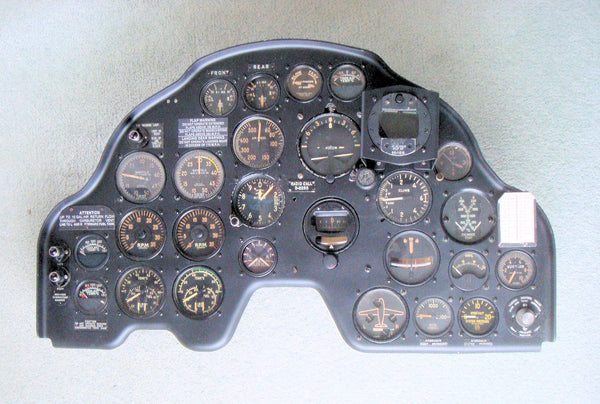 P-38G-13-LO Lightning-Instrumententafel 43-2285